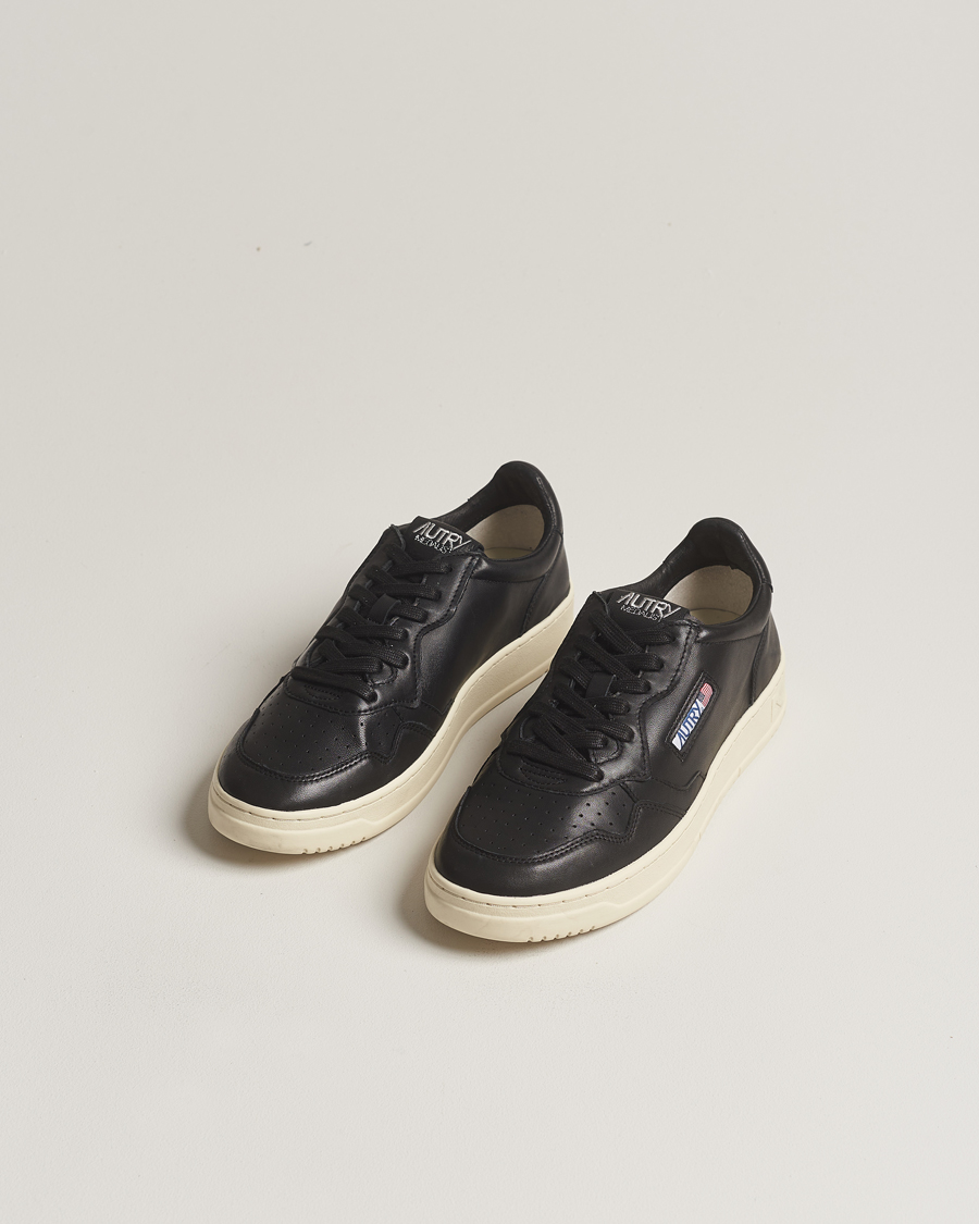 Men |  | Autry | Medalist Low Super Soft Goat Leather Sneaker Black