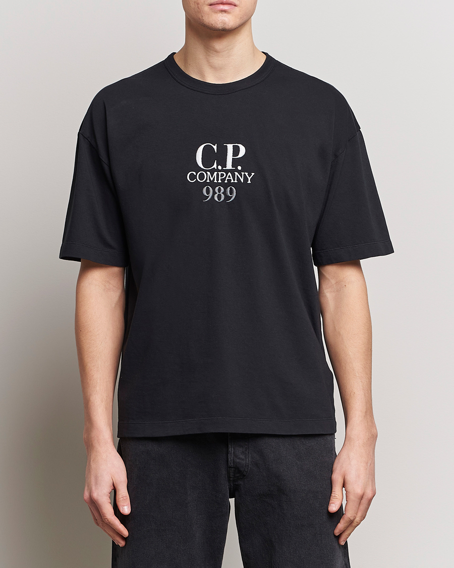 Herre | Svarte t-skjorter | C.P. Company | Brushed Cotton Embroidery Logo T-Shirt Black