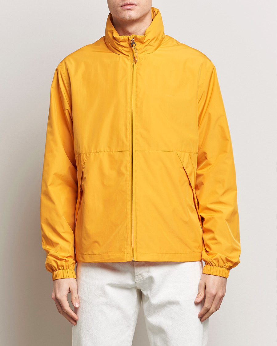 Herre |  | GANT | Light Nylon Windcheater Medal Yellow