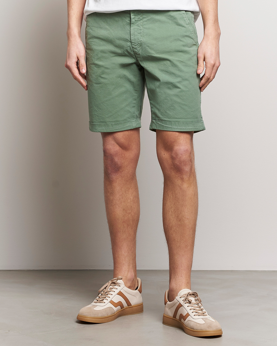 Herre | Preppy Authentic | GANT | Regular Sunbleached Shorts Kalamata Green