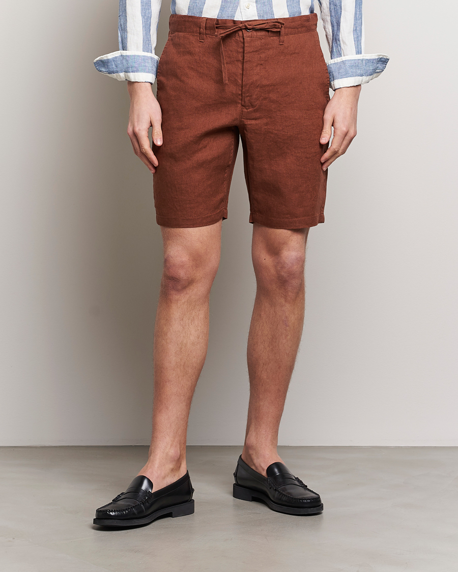 Herr | Kläder | GANT | Relaxed Linen Drawstring Shorts Cognac Brown