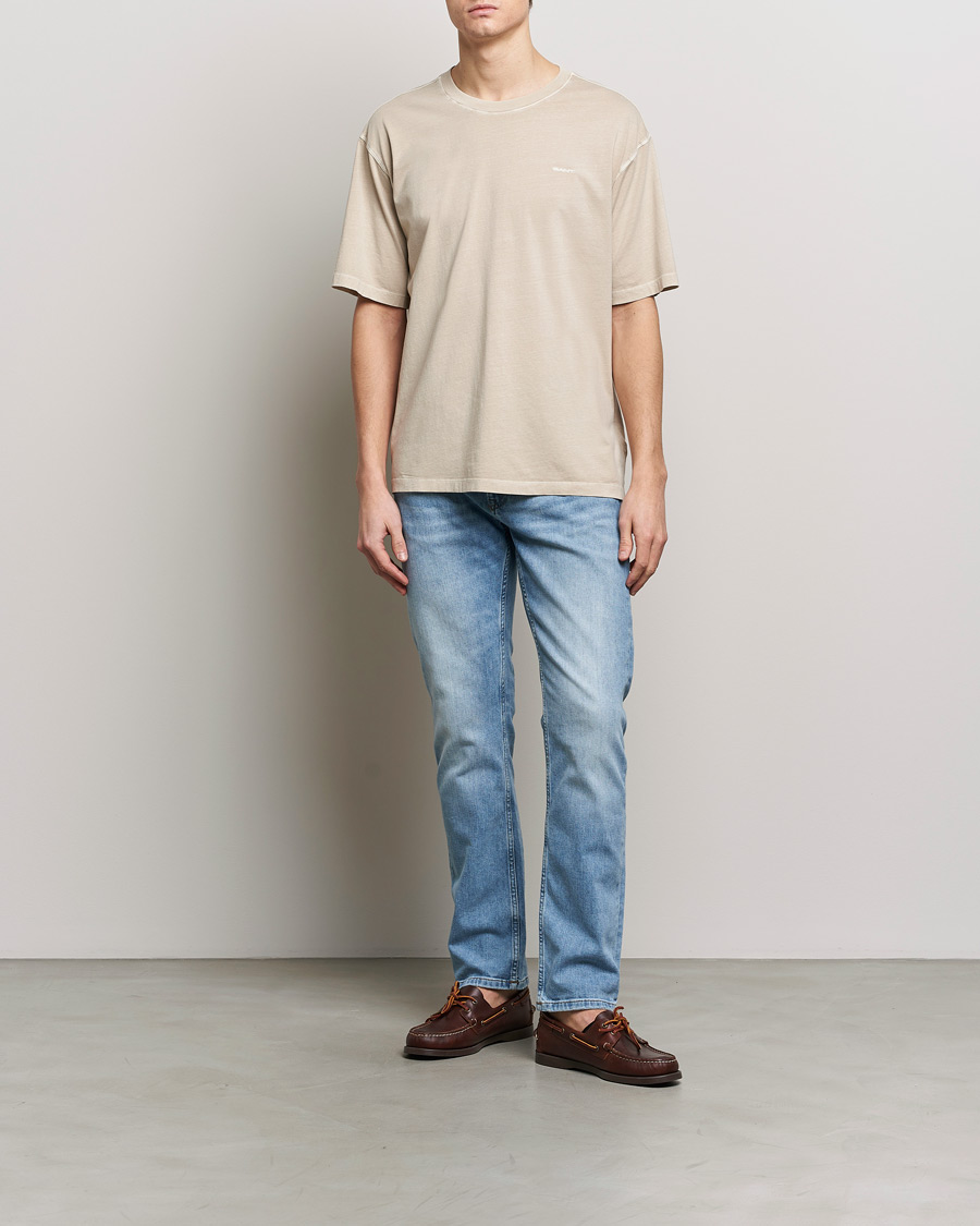 Herre | T-Shirts | GANT | Sunbleached T-Shirt Silky Beige