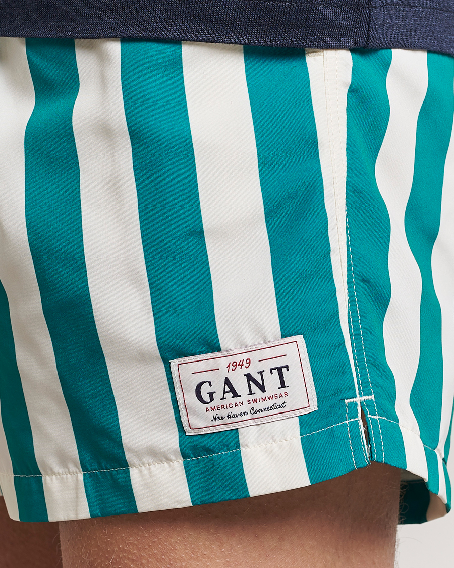 Herre | Badeshorts | GANT | Blockstriped Swimshorts Ocean Turquoise