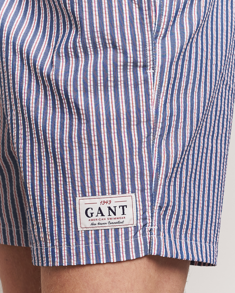 Herre | Badeshorts | GANT | Striped Seersucker Swimshorts Deep Blue