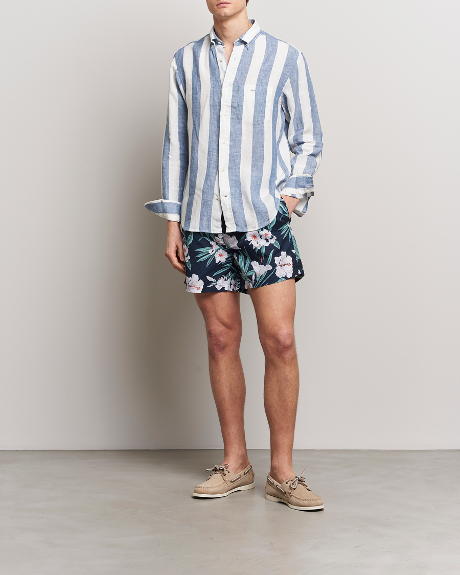 Herre | Badeshorts | GANT | Printed Flower Swimshorts Evening Blue