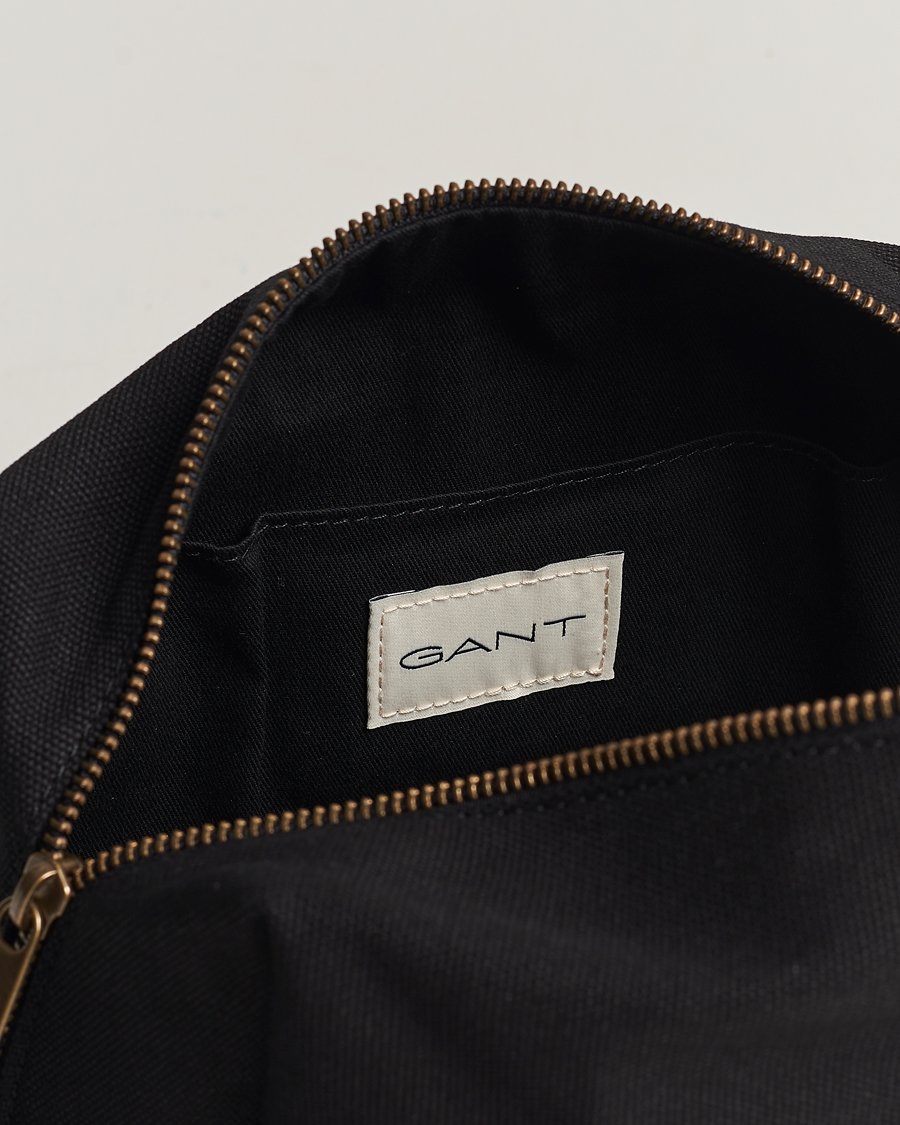 Herre | GANT Tonal Shield Wash Bag Ebony Black | GANT | Tonal Shield Wash Bag Ebony Black