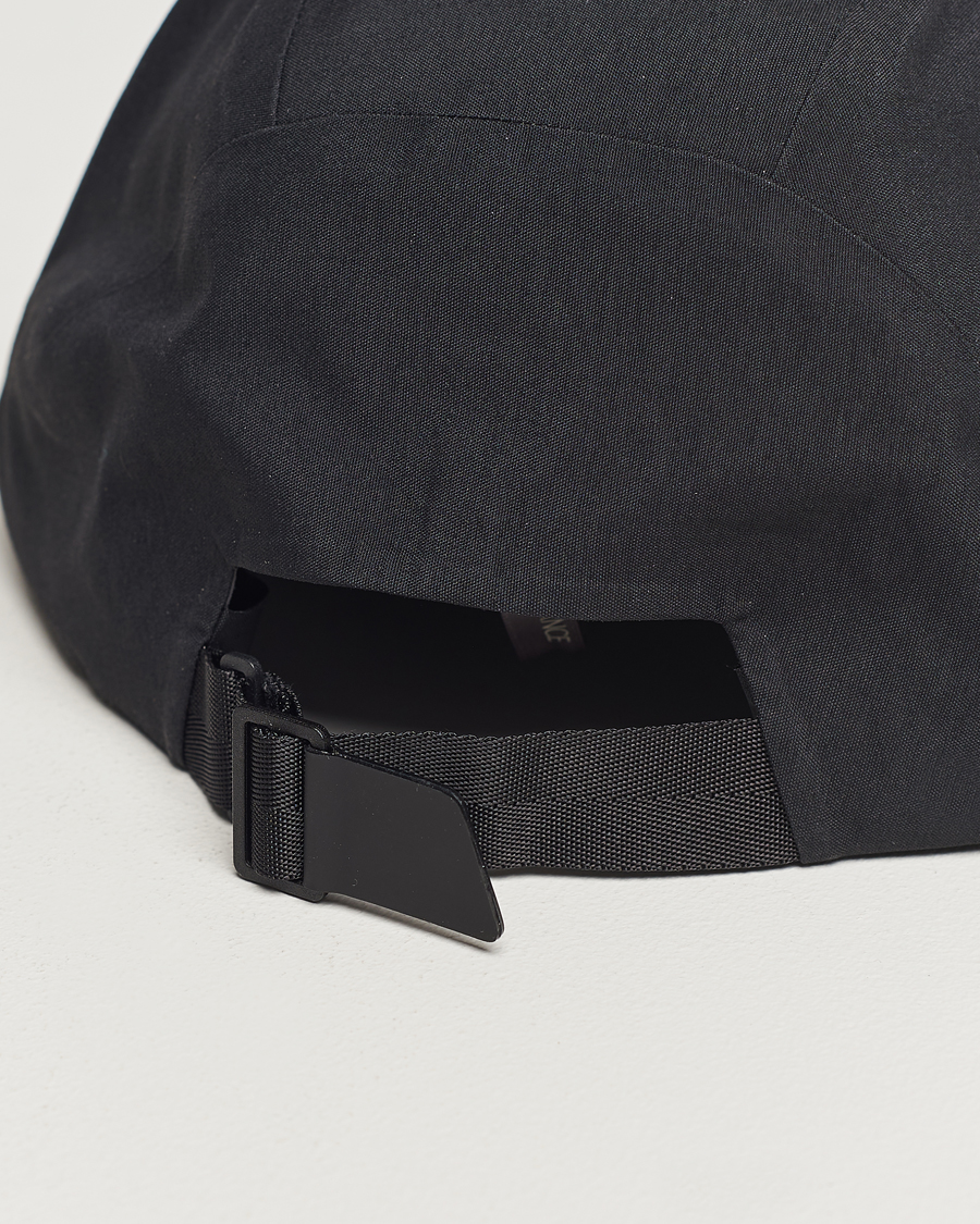 Herre | Arc'teryx Veilance Stealth Lightweight Gore-Tex Cap Black | Arc'teryx Veilance | Stealth Lightweight Gore-Tex Cap Black