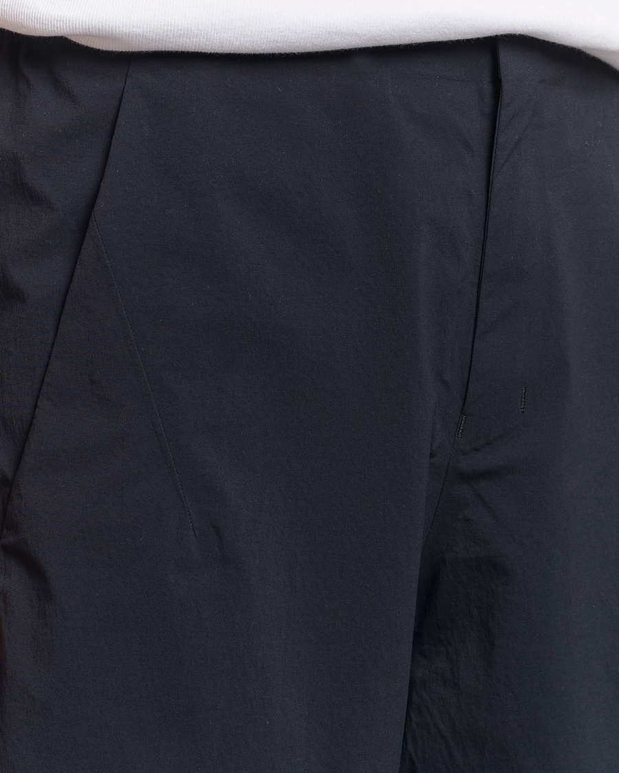 Herre | Shorts | Arc'teryx Veilance | Spere Lightweight Water Repellent Shorts Black