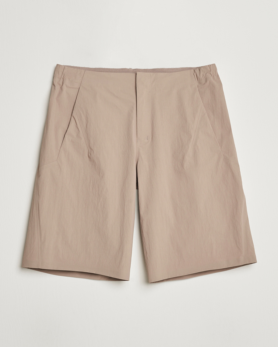 Herre | Shorts | Arc'teryx Veilance | Spere Lightweight Water Repellent Shorts Soil