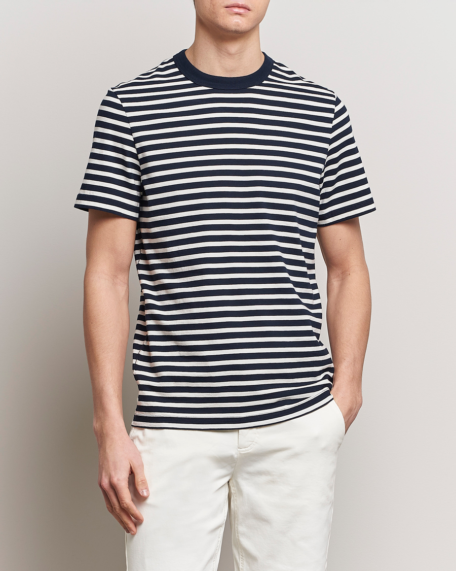Herre | Nytt i butikken | Morris | Durwin Stripe Crew Neck T-Shirt Old Blue
