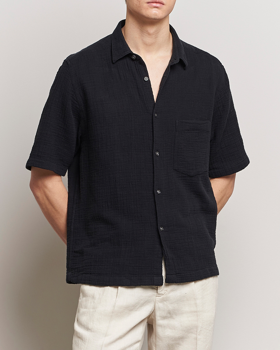 Herre | Nytt i butikken | Oscar Jacobson | Short Sleeve City Crepe Cotton Shirt Black