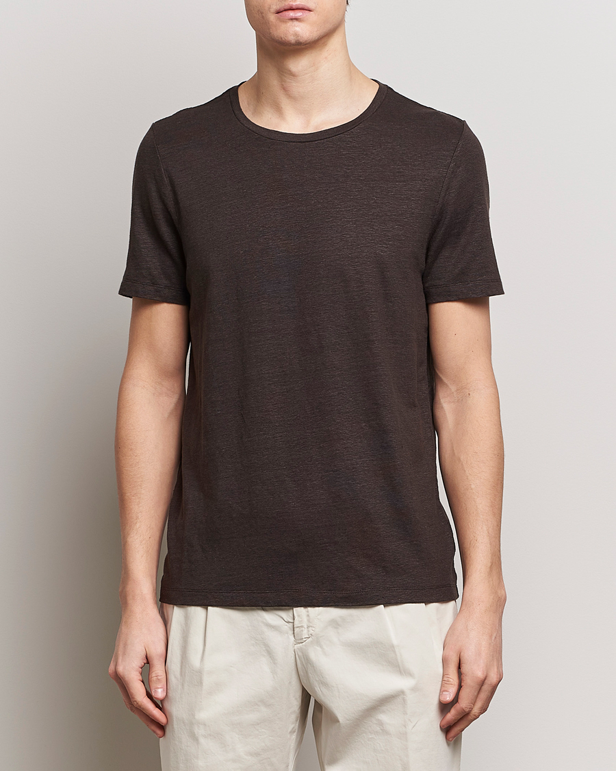 Herre | T-Shirts | Oscar Jacobson | Kyran Linen T-Shirt Brown
