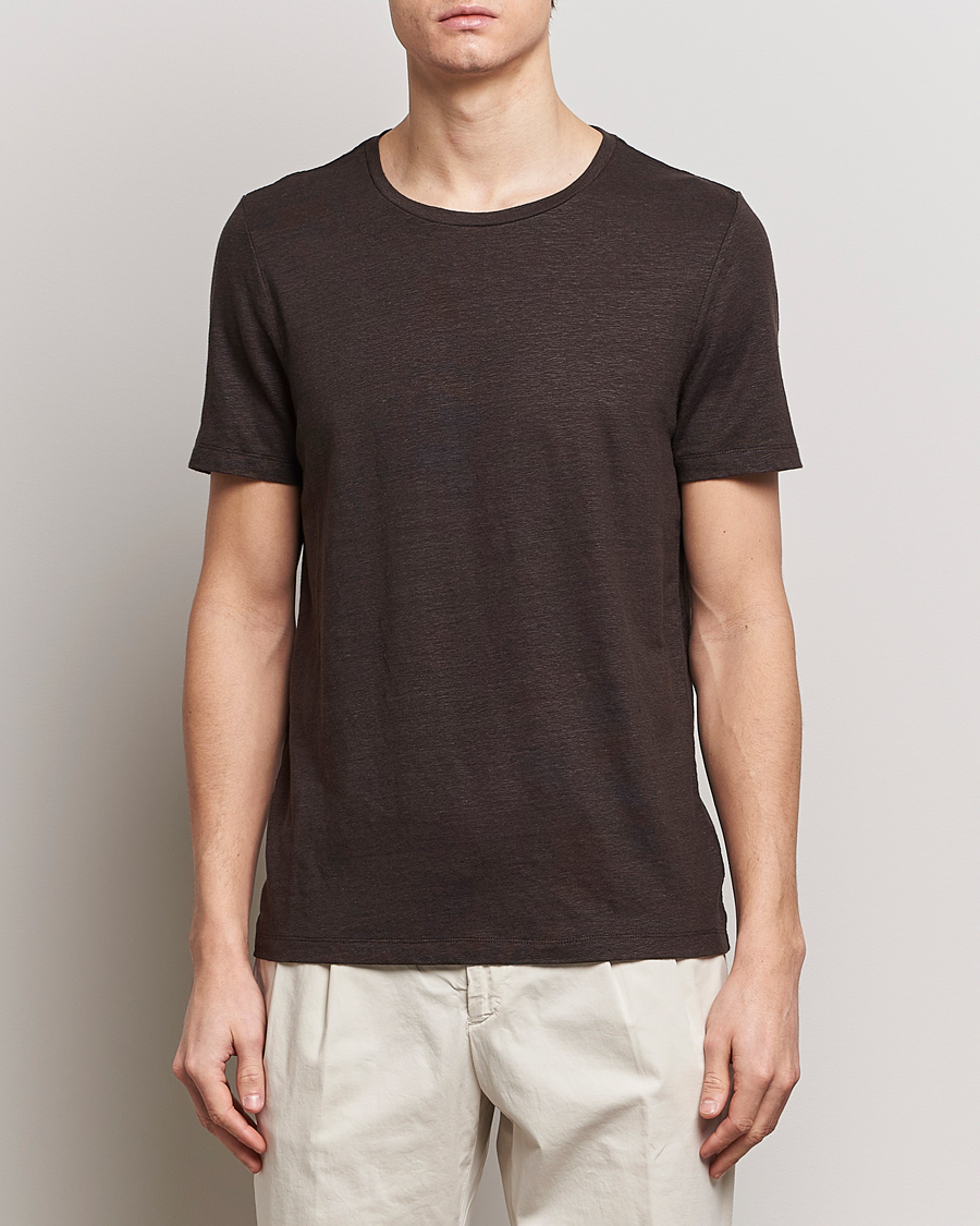Herre | T-Shirts | Oscar Jacobson | Kyran Linen T-Shirt Brown