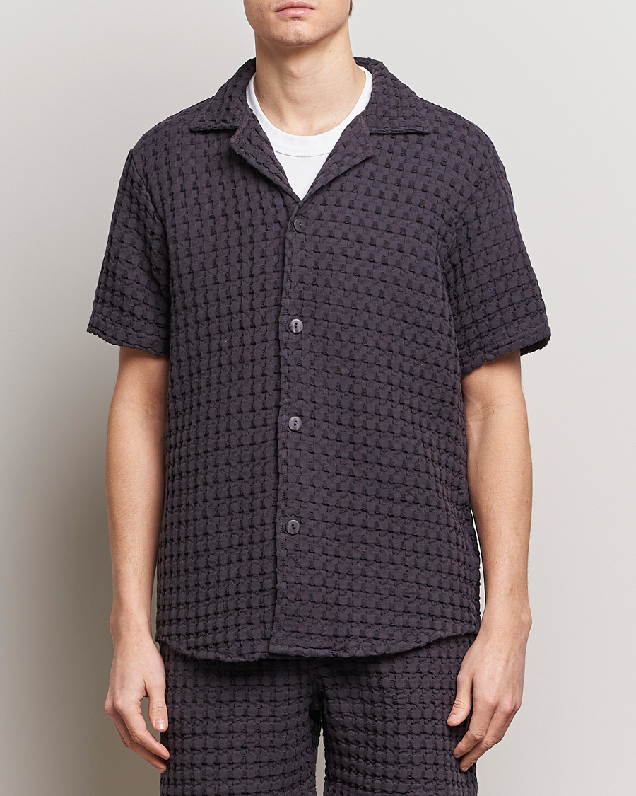 Herre | Kortermede skjorter | OAS | Cuba Waffle Shirt Nearly Black