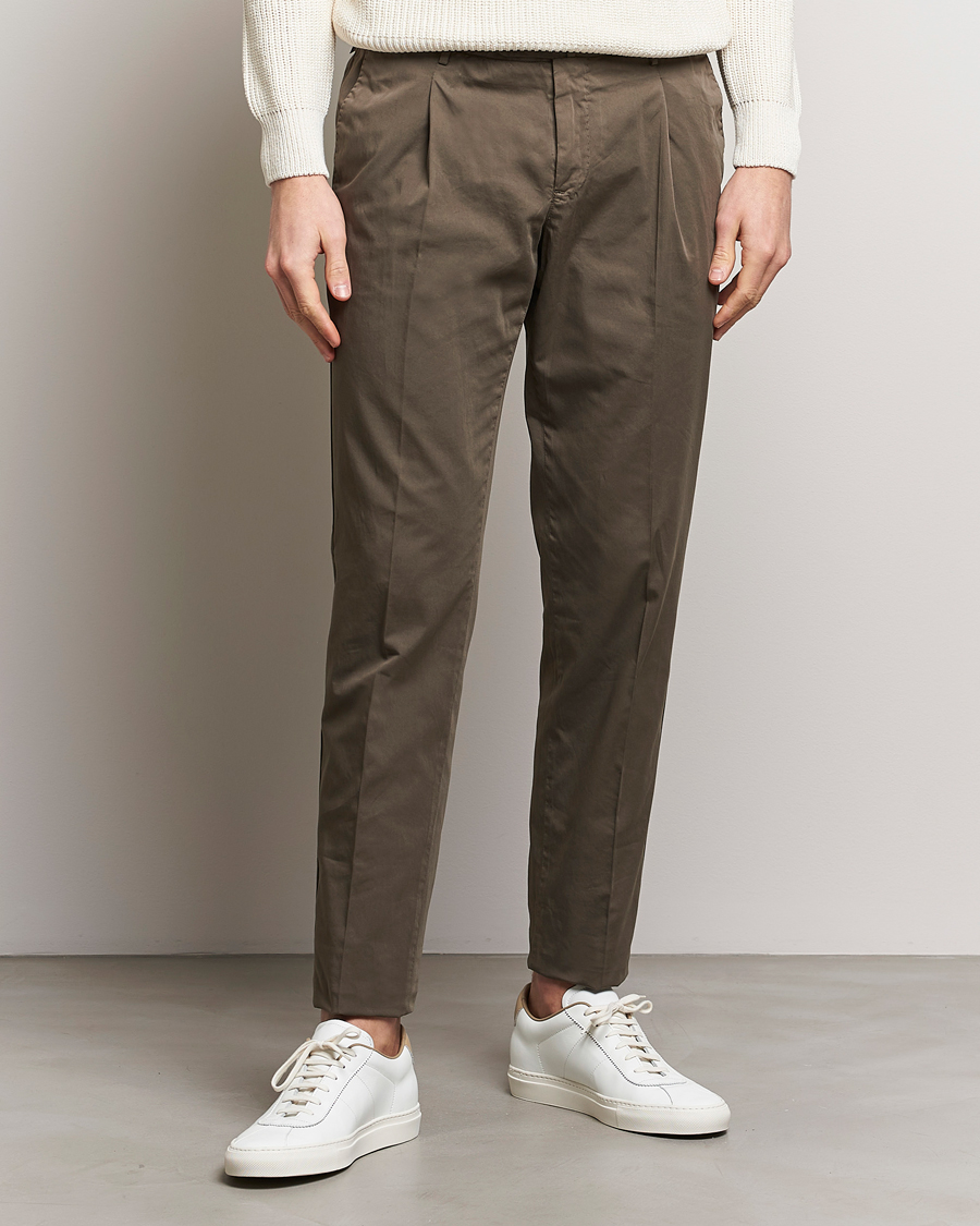 Herre | Jakke og bukse | PT01 | Slim Fit Garment Dyed Stretch Chinos Dark Brown