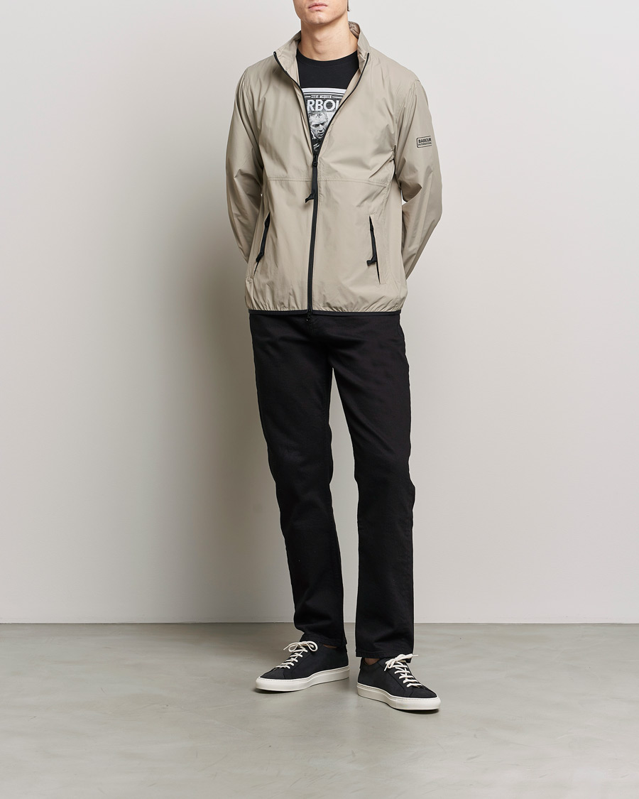 Herre | Jakker | Barbour International | Rail Lightweight Jacket Concrete