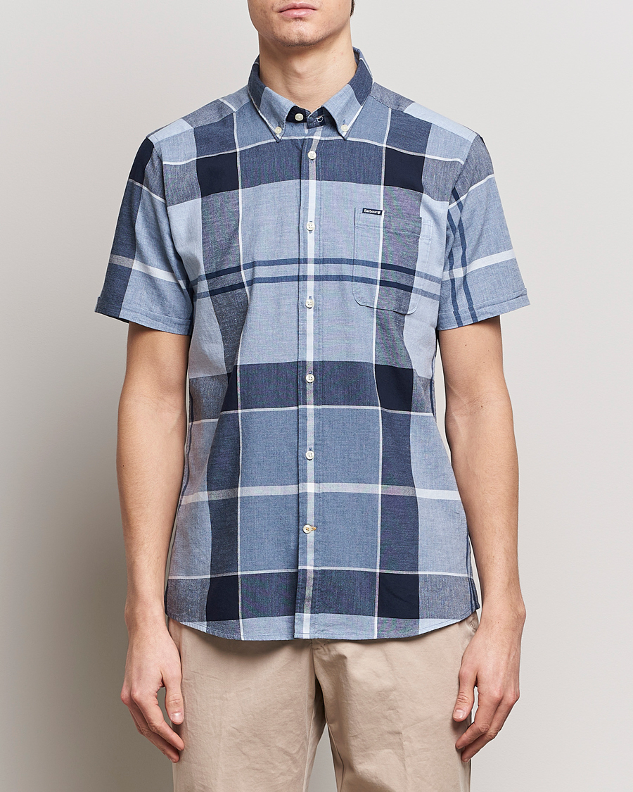 Herr | Skjortor | Barbour Lifestyle | Doughill Short Sleeve Tailored Fit Shirt Berwick Blue