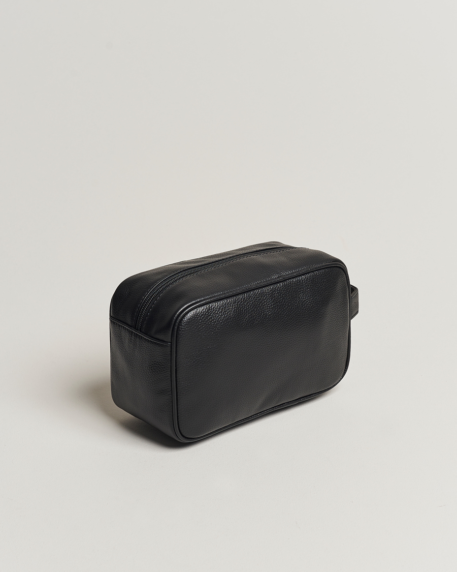 Herre | Vesker | Barbour Lifestyle | Logo Leather Washbag Black