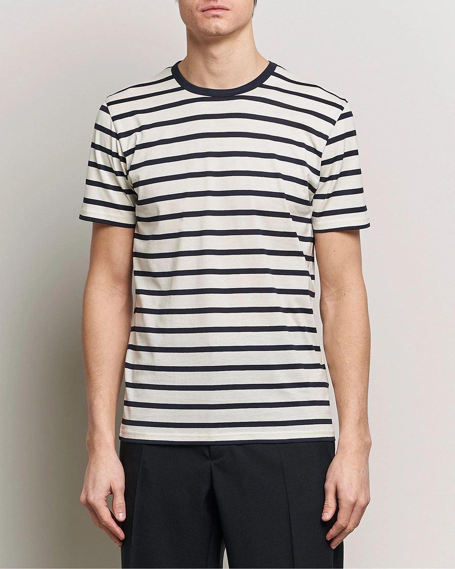 Herre | T-Shirts | Sunspel | Striped Crew Neck Cotton Tee Ecru/Navy