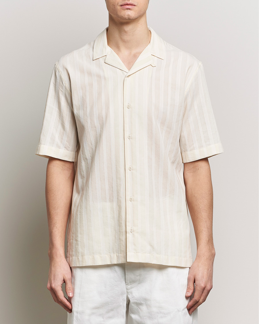 Herre | Lojalitetstilbud | Sunspel | Embroidered Striped Short Sleeve Shirt Ecru