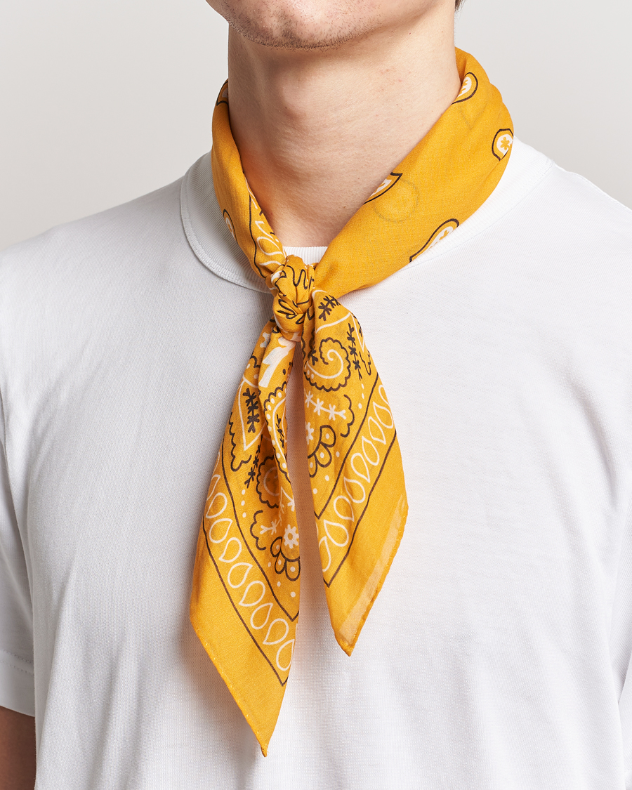 Herre | Assesoarer | Amanda Christensen | Cotton Voilé Printed Paisley Bandana Yellow