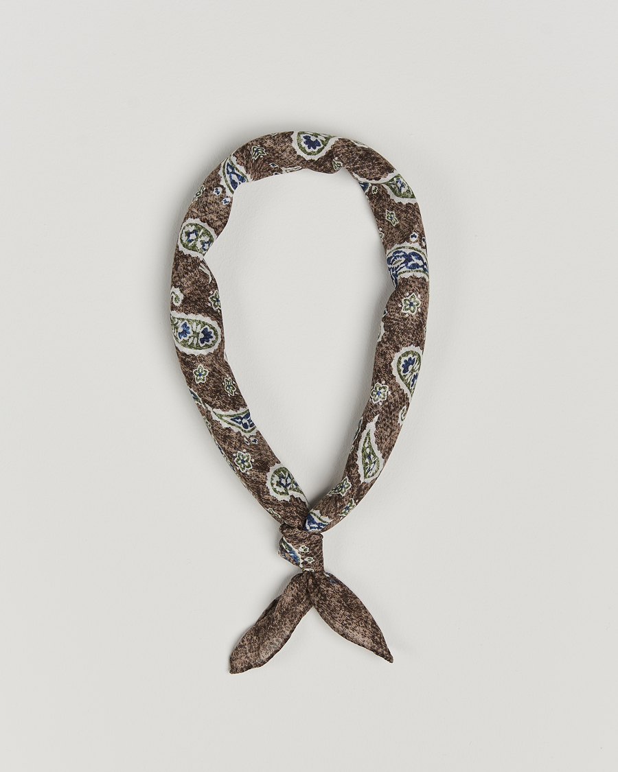 Herre | Amanda Christensen Cotton Voilé Printed Paisley Bandana Brown | Amanda Christensen | Cotton Voilé Printed Paisley Bandana Brown