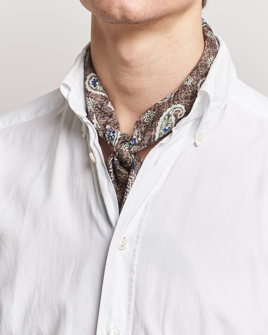 Herr | Scarves | Amanda Christensen | Cotton Voilé Printed Paisley Bandana Brown