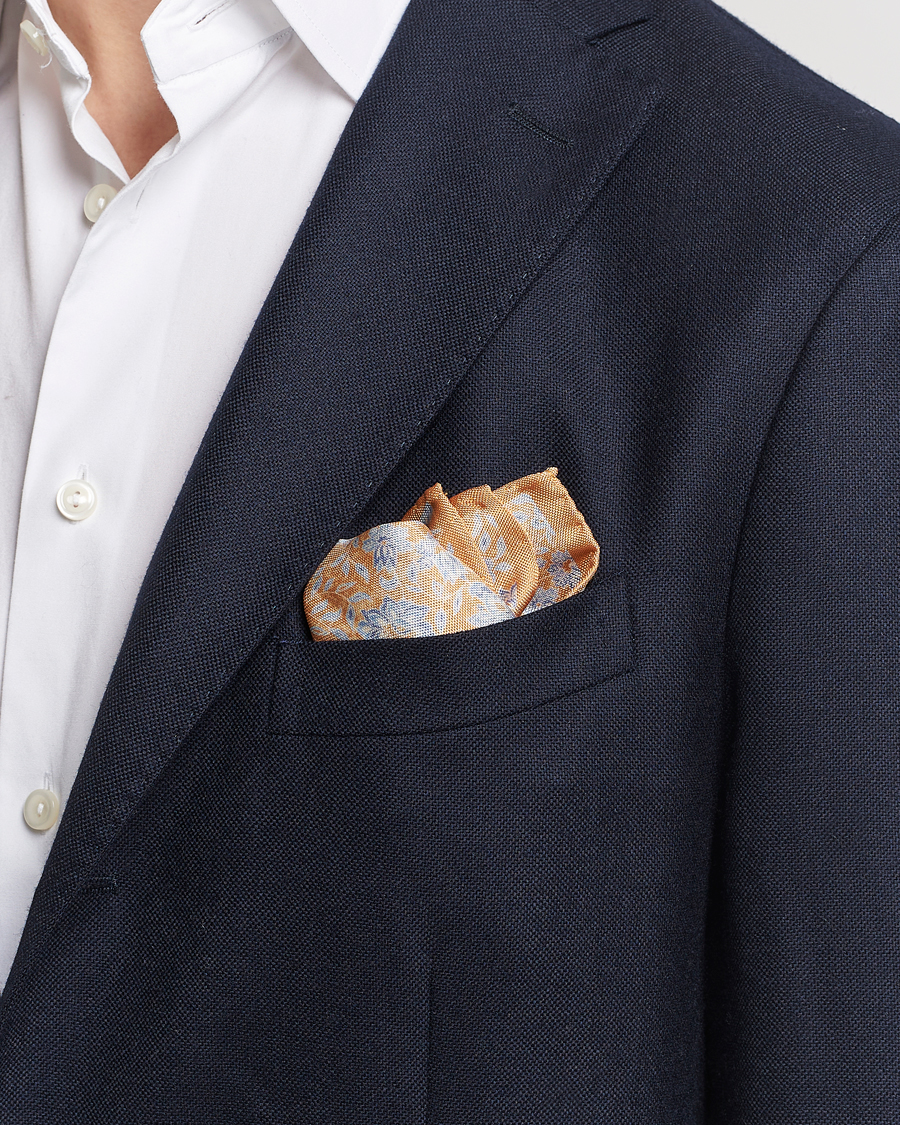 Herr | Näsdukar | Amanda Christensen | Silk Oxford Printed Flower Pocket Square Yellow