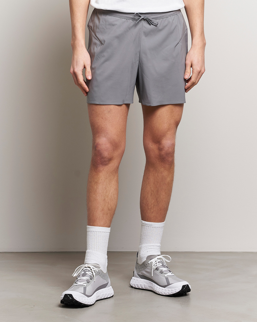 Herre |  | Arc'teryx | Norvan Running Shorts Void