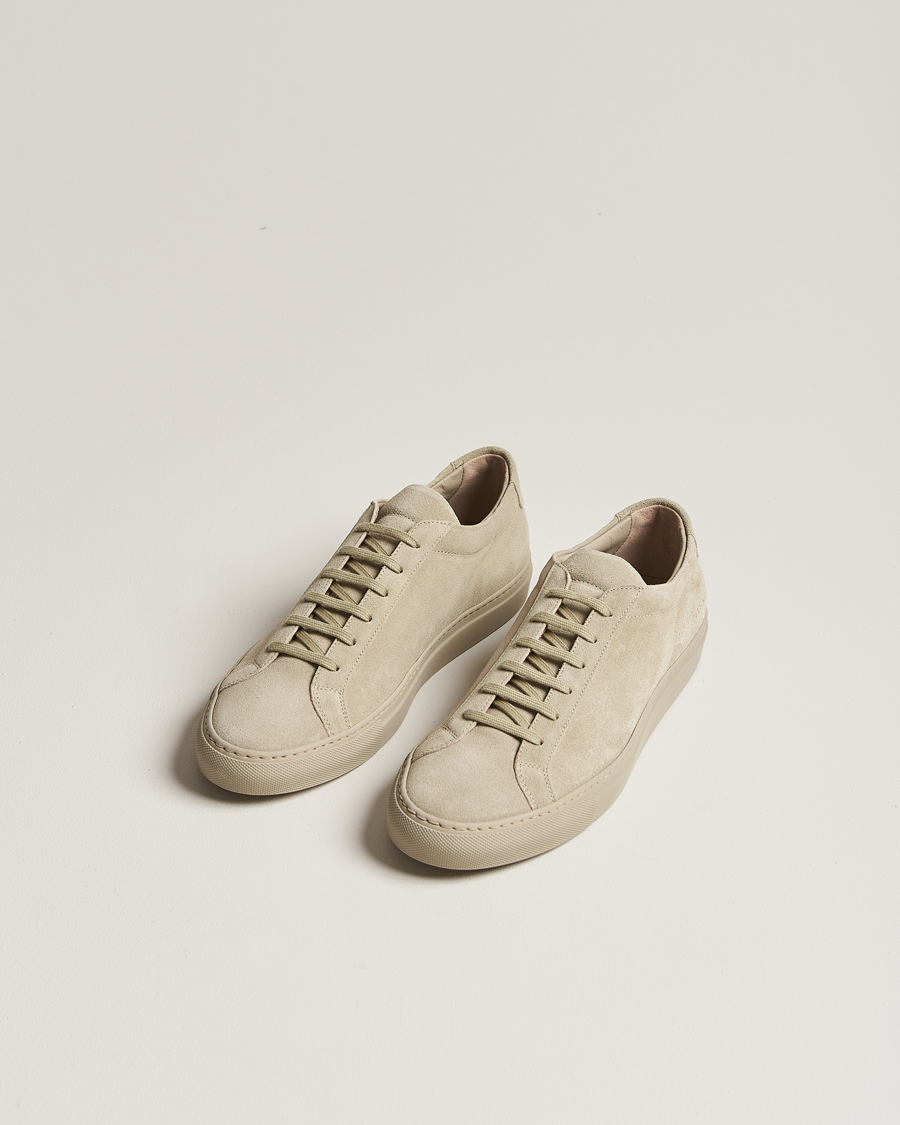 Herre | Sko i mokka | Common Projects | Original Achilles Suede Sneaker Bone