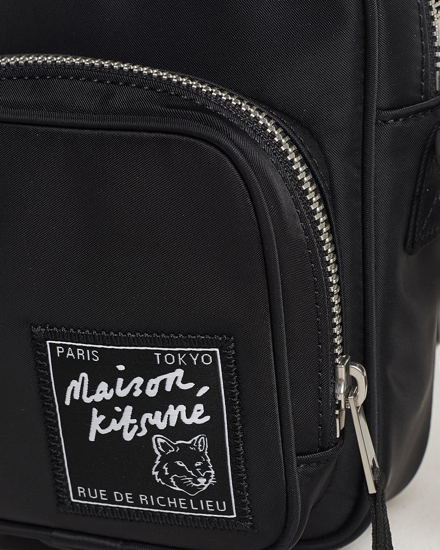 Herre | Maison Kitsuné The Traveller Crossbody Pouch Black | Maison Kitsuné | The Traveller Crossbody Pouch Black