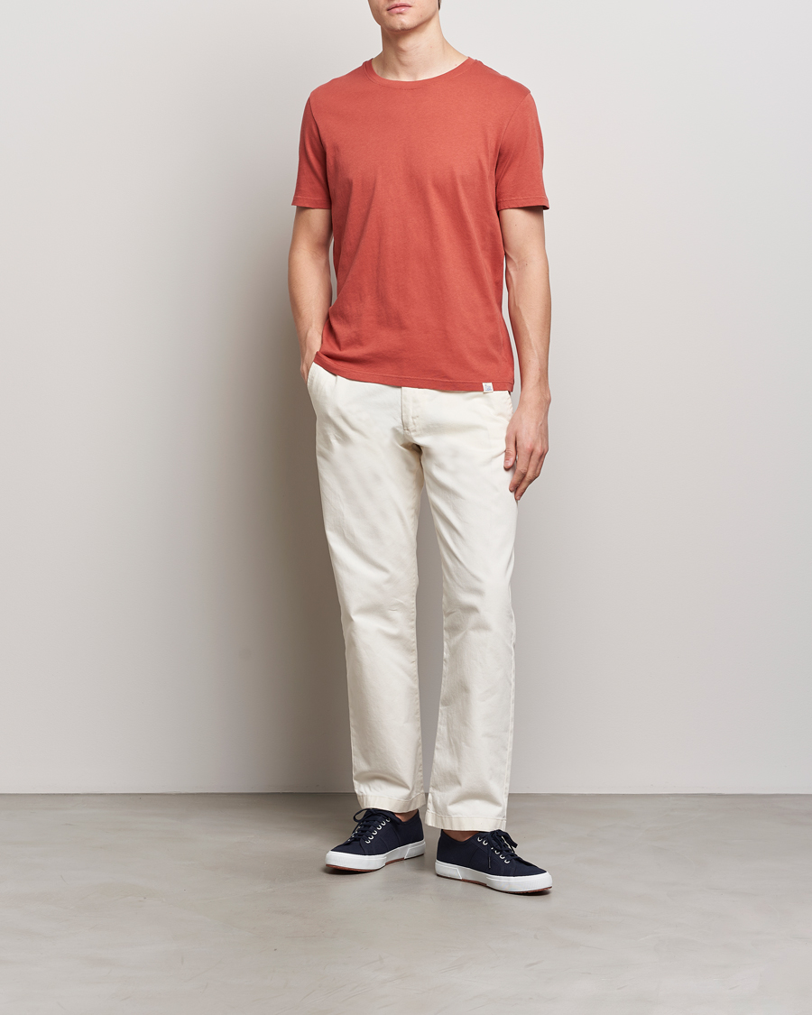 Herre | T-Shirts | Merz b. Schwanen | Organic Cotton Washed Crew Neck T-Shirt Newman Red