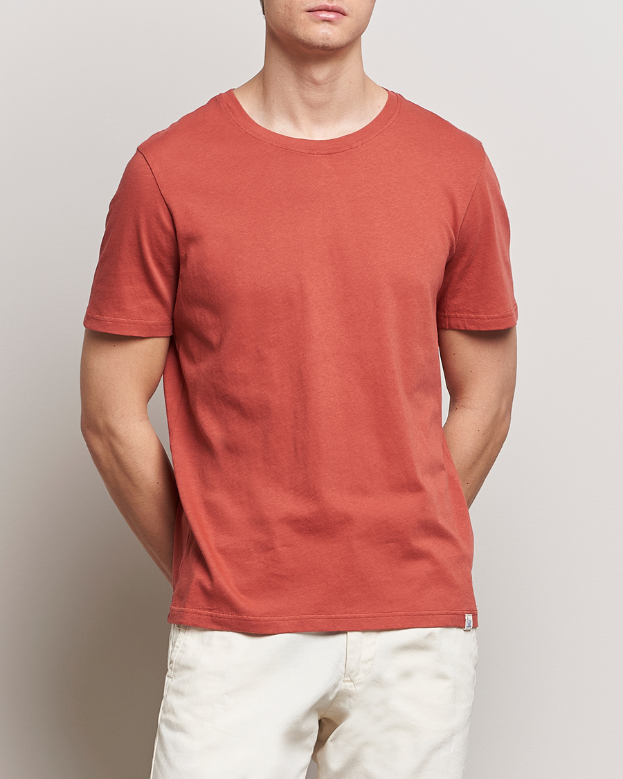 Herre | T-Shirts | Merz b. Schwanen | Organic Cotton Washed Crew Neck T-Shirt Newman Red