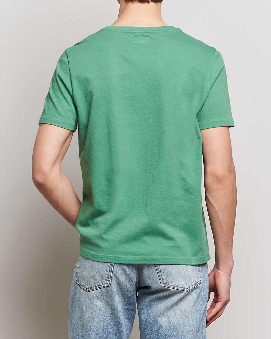 Herre | T-Shirts | Merz b. Schwanen | Organic Cotton Washed Crew Neck T-Shirt Grass Green