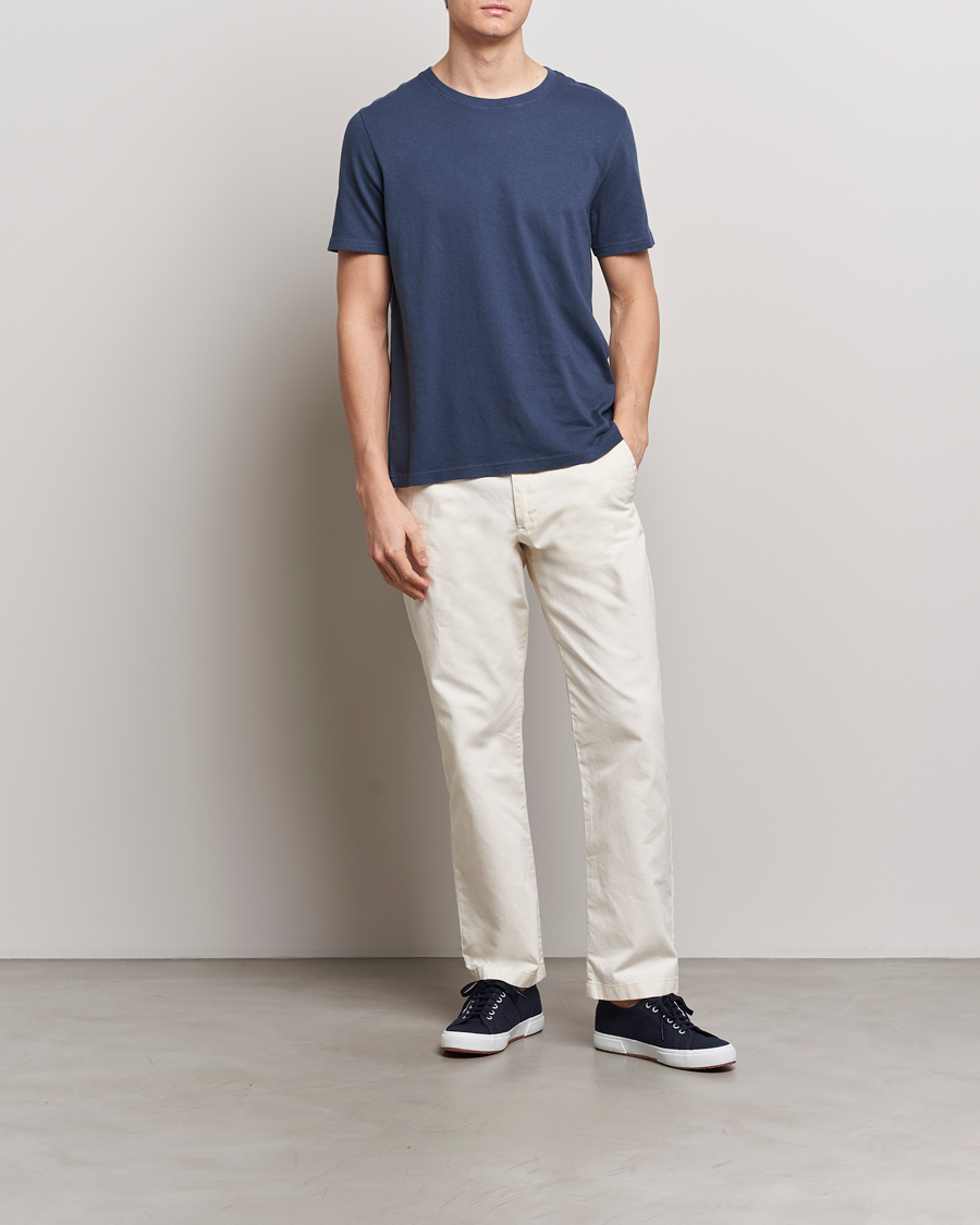 Herre | T-Shirts | Merz b. Schwanen | Organic Cotton Washed Crew Neck T-Shirt Denim Blue