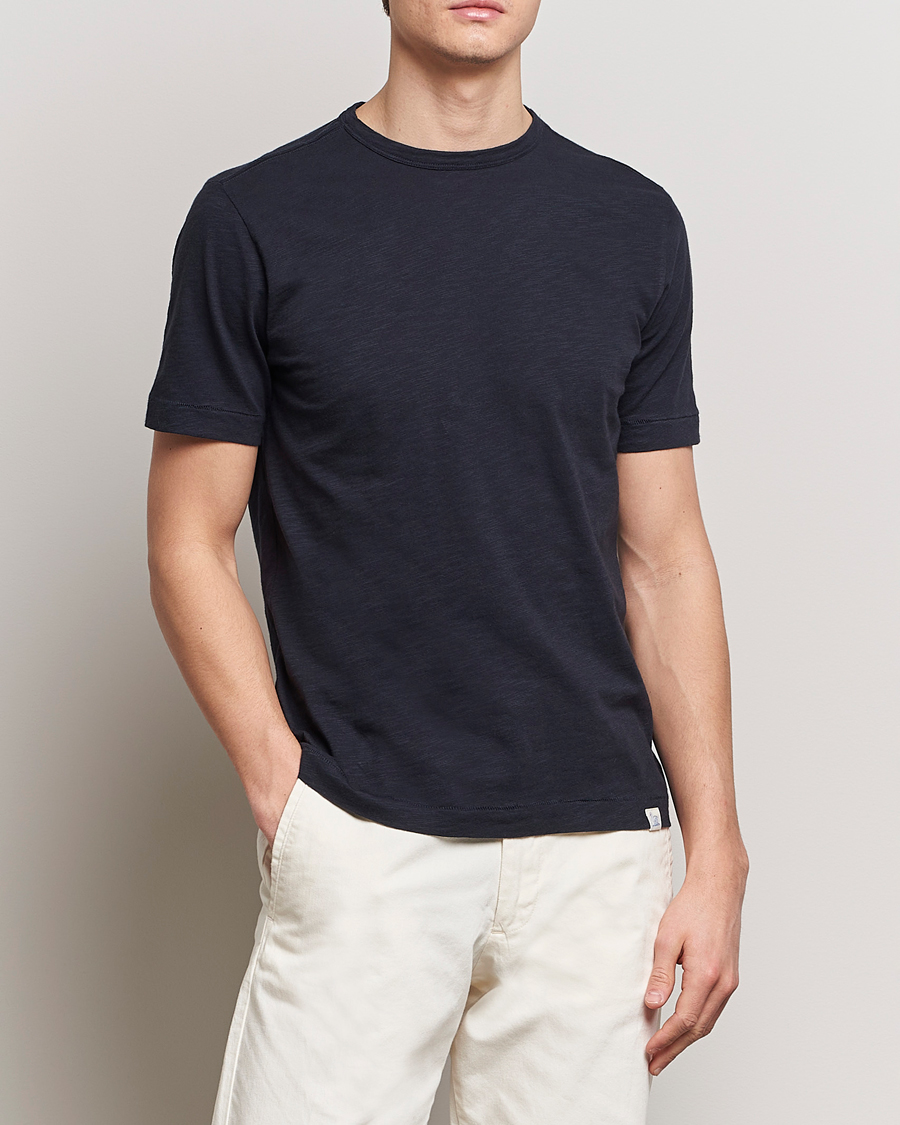 Herre | Avdelinger | Merz b. Schwanen | Organic Pima Cotton Slub Crew Neck T-Shirt Dark Navy