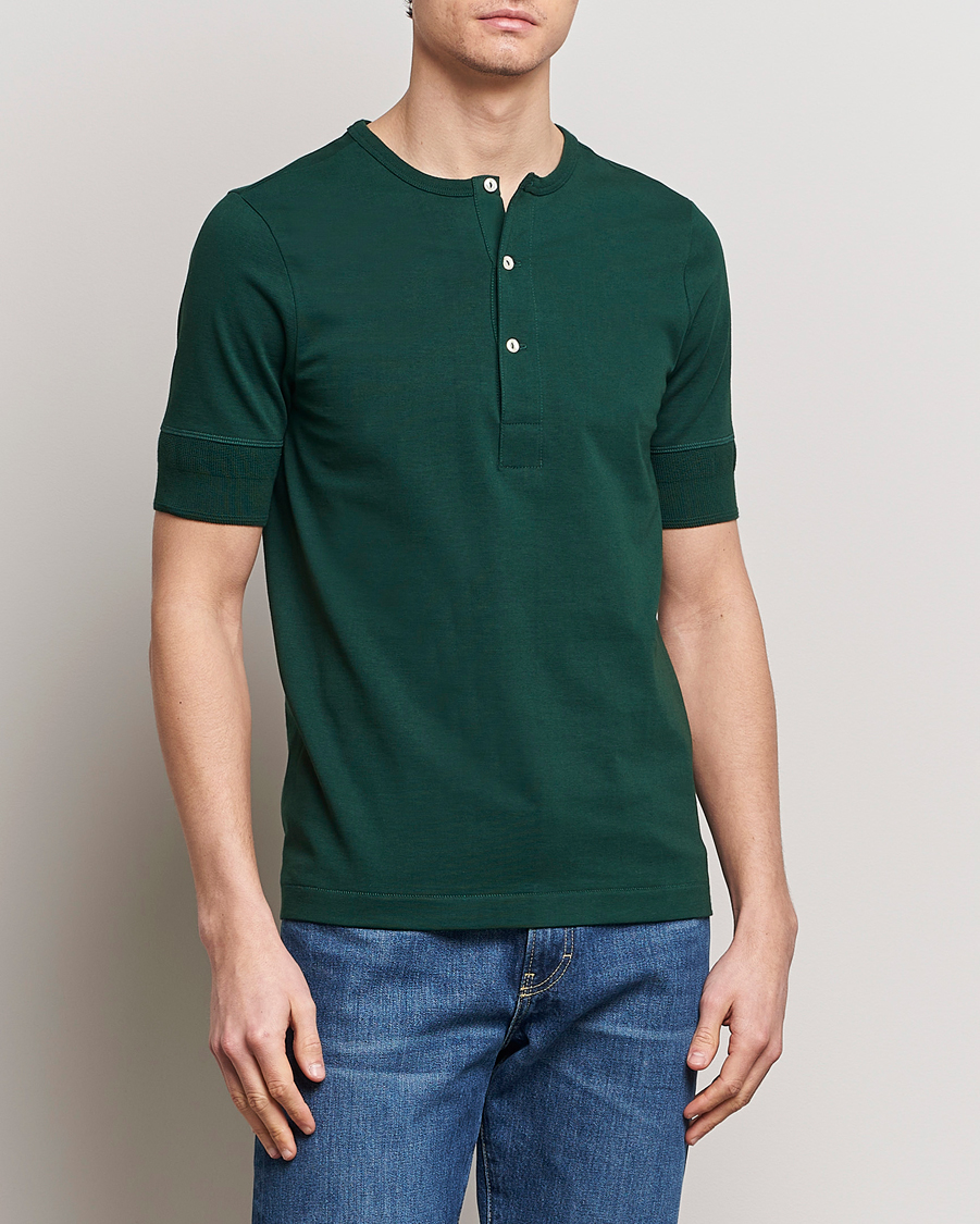 Herre | Kortermede t-shirts | Merz b. Schwanen | Short Sleeve Organic Cotton Henley Classic Green