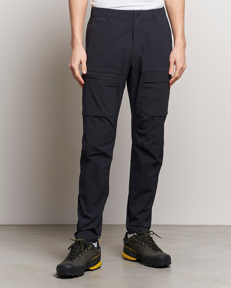 Herr | Funktionsbyxor | Peak Performance | Light Cargo Pants Black