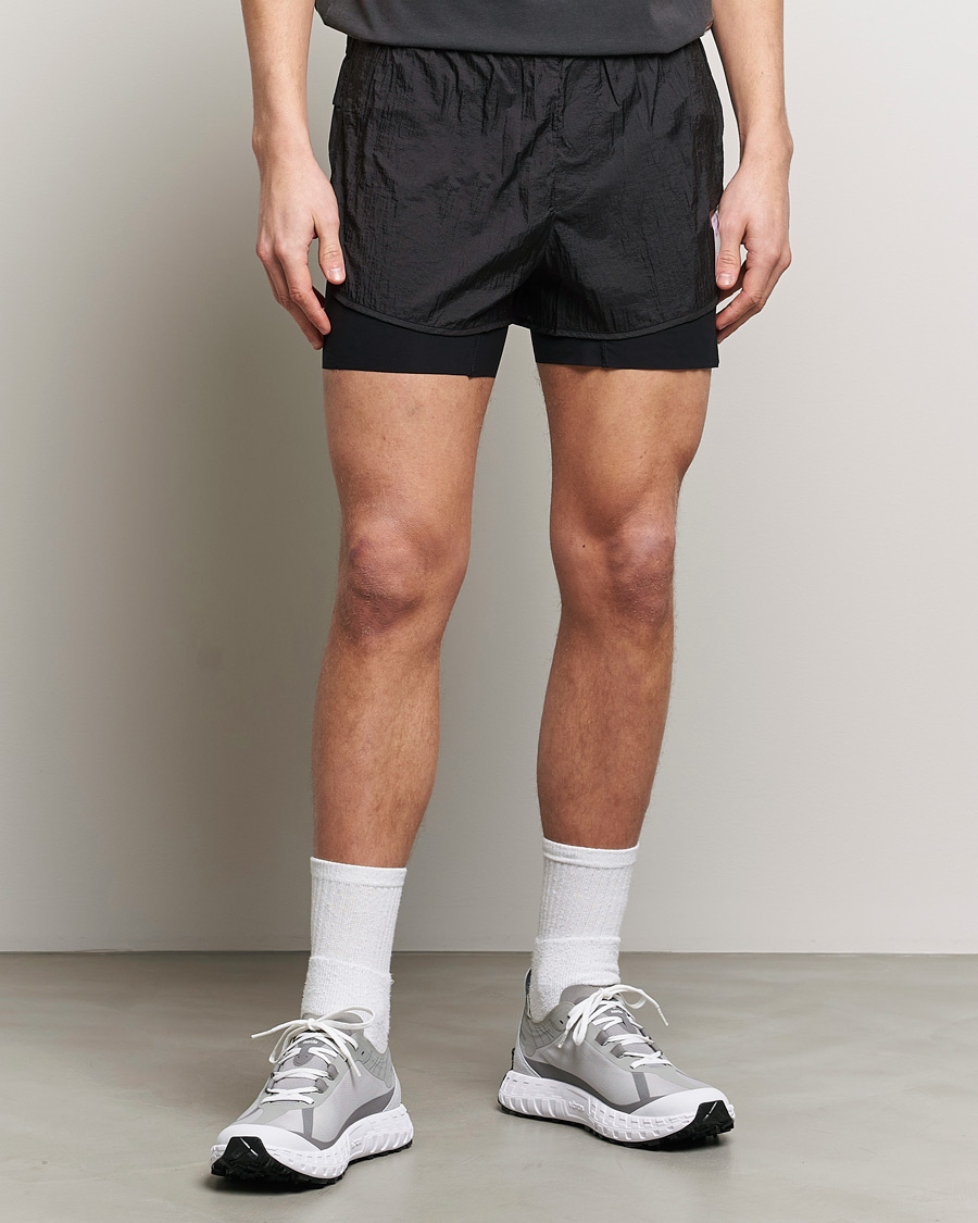 Herre | Contemporary Creators | Satisfy | Rippy 3 Inch Trail Shorts Black