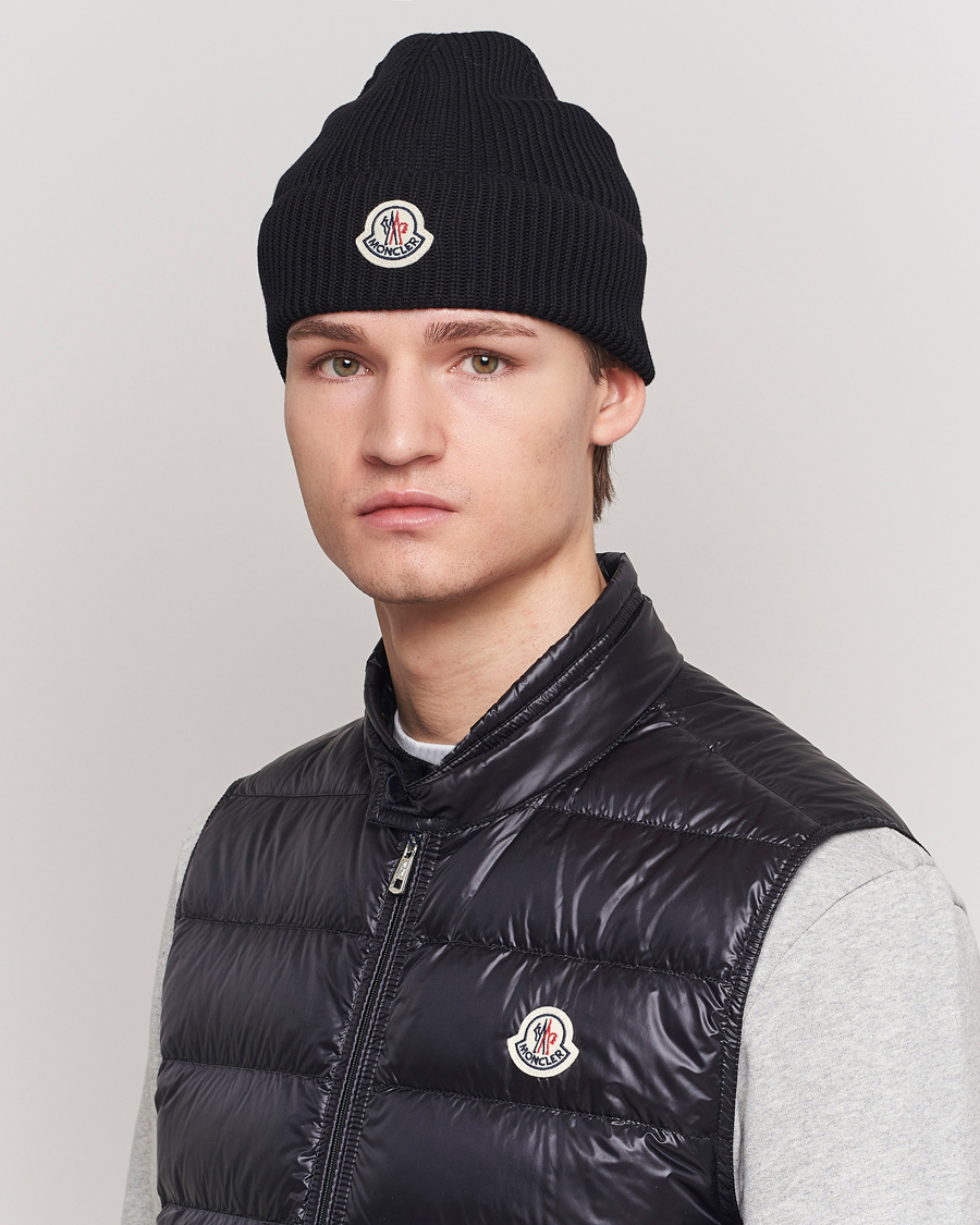 Herre | Moncler Ribbed Wool Beanie Black | Moncler | Ribbed Wool Beanie Black
