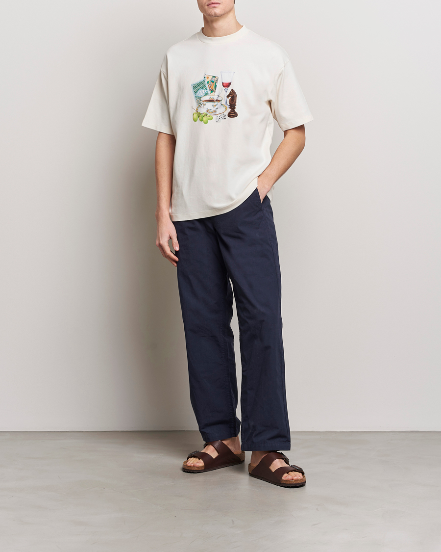 Herre | T-Shirts | Drôle de Monsieur | Apres Midi T-Shirt Cream