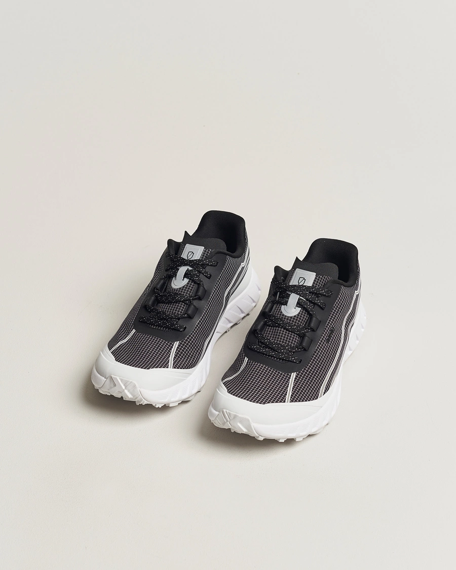 Herre | Svarte sneakers | Norda | 002 Running Sneakers Summit Black