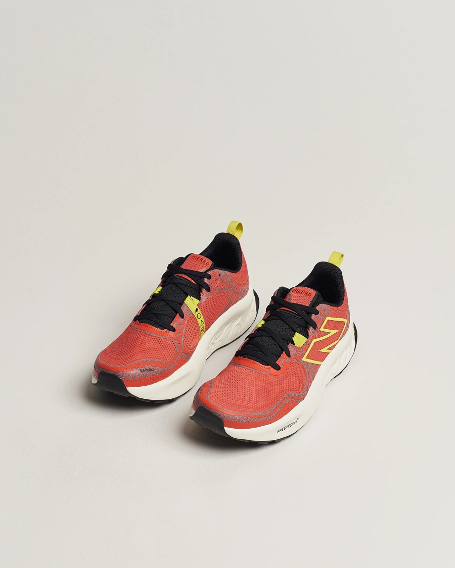 Herre | Running sneakers | New Balance Running | Fresh Foam X Hierro v8 Neo Flame