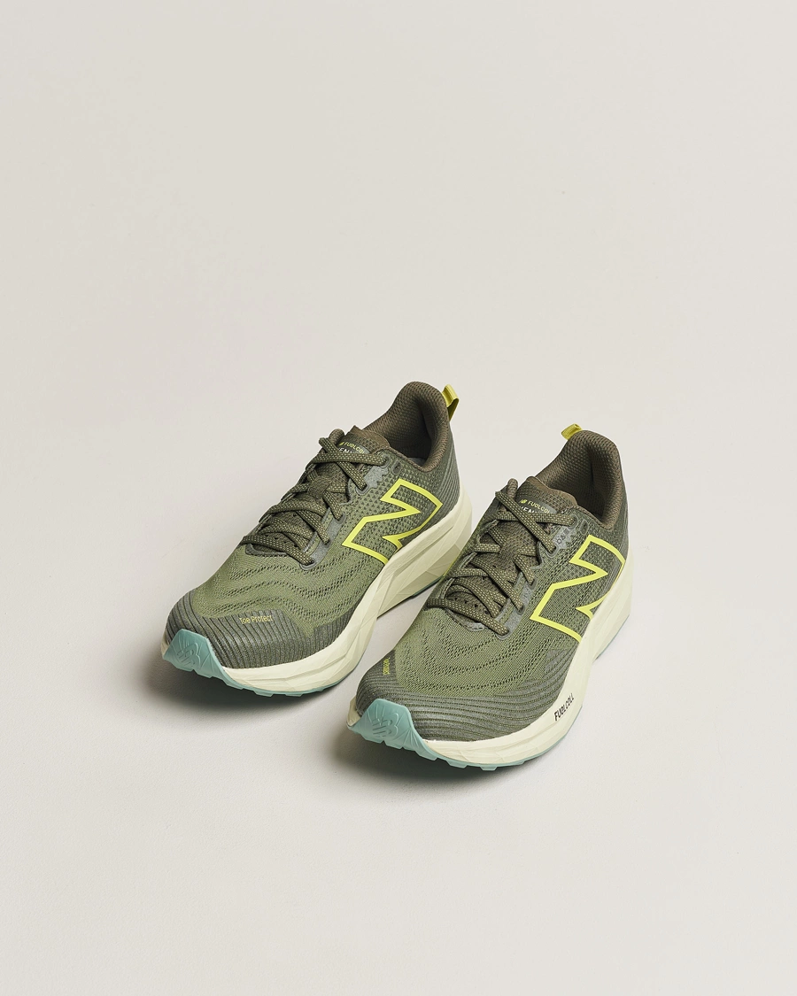 Herre | Running sneakers | New Balance Running | FuelCell Venym Dark Olivine