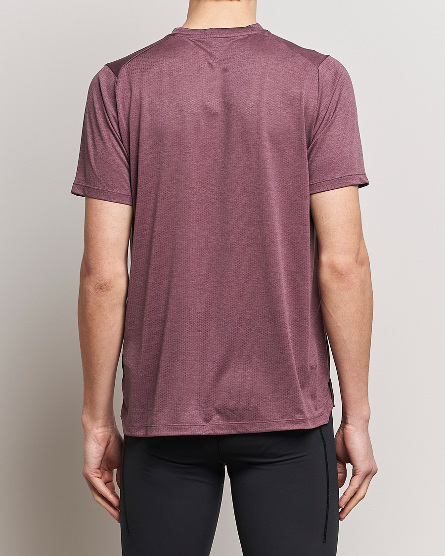 Herre | T-Shirts | New Balance Running | Athletics Run T-Shirt Licorice Heather