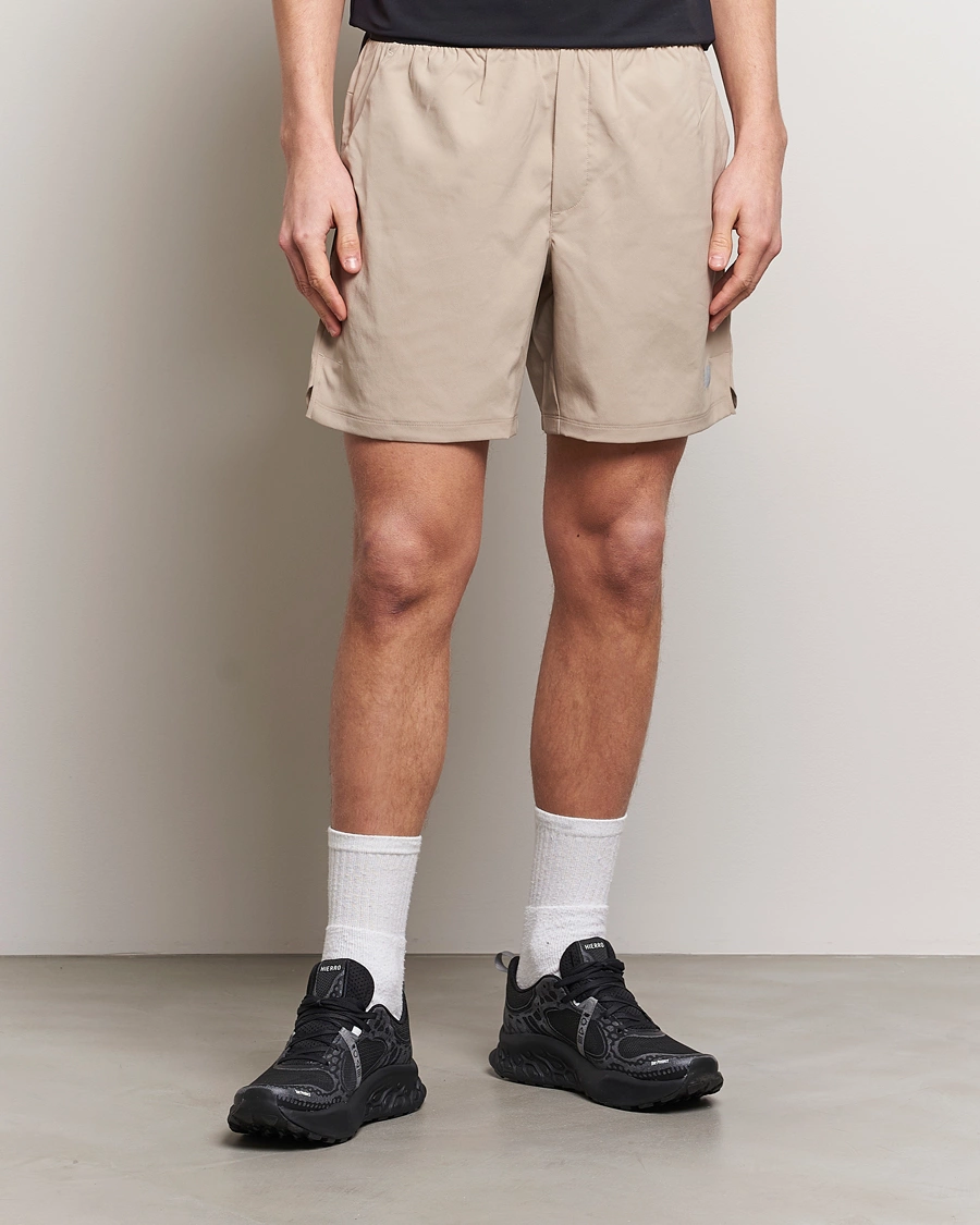 Herr | Kläder | New Balance Running | Seamless Shorts 7 Lined Stoneware