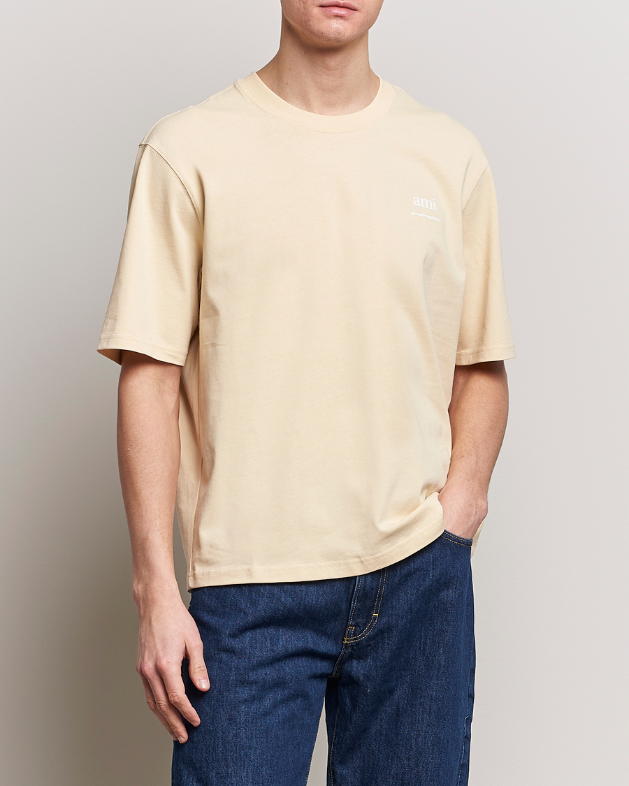 Herre | Avdelinger | AMI | Logo T-Shirt Dusty Yellow