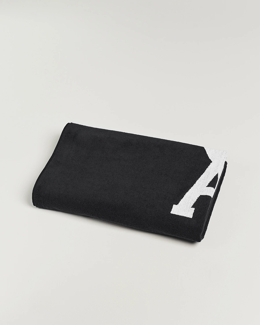 Herre | AMI Heart Logo Beach Towel Black/White | AMI | Heart Logo Beach Towel Black/White