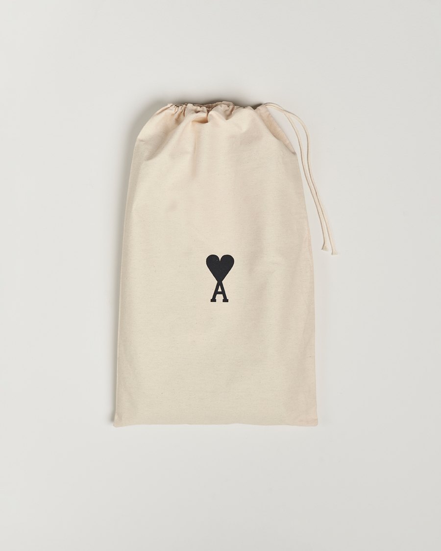 Herre | AMI Heart Logo Beach Towel Black/White | AMI | Heart Logo Beach Towel Black/White