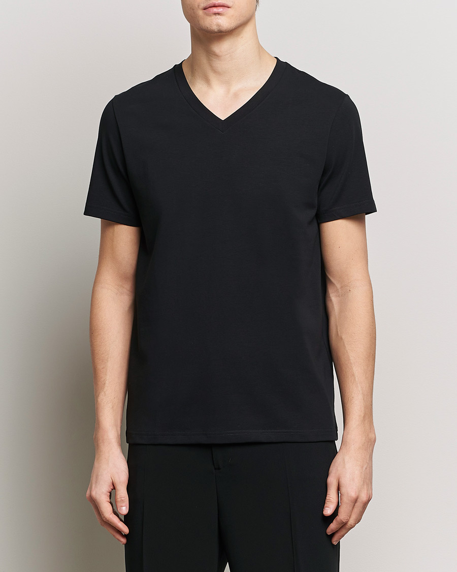 Herre | Filippa K | Filippa K | Organic Cotton V-Neck T-Shirt Black
